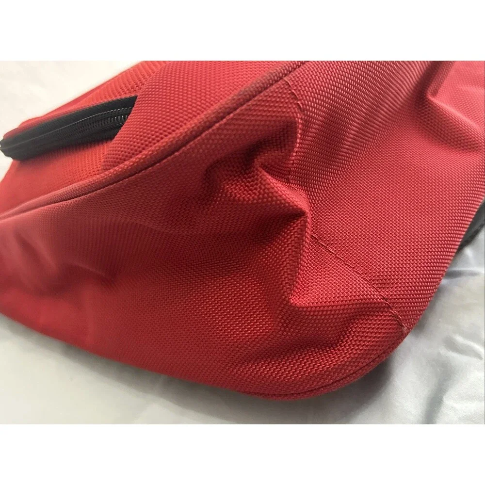 Swiss Gear by Wegner Red Carry On Canvas Briefcase Bag Gently Used Condition